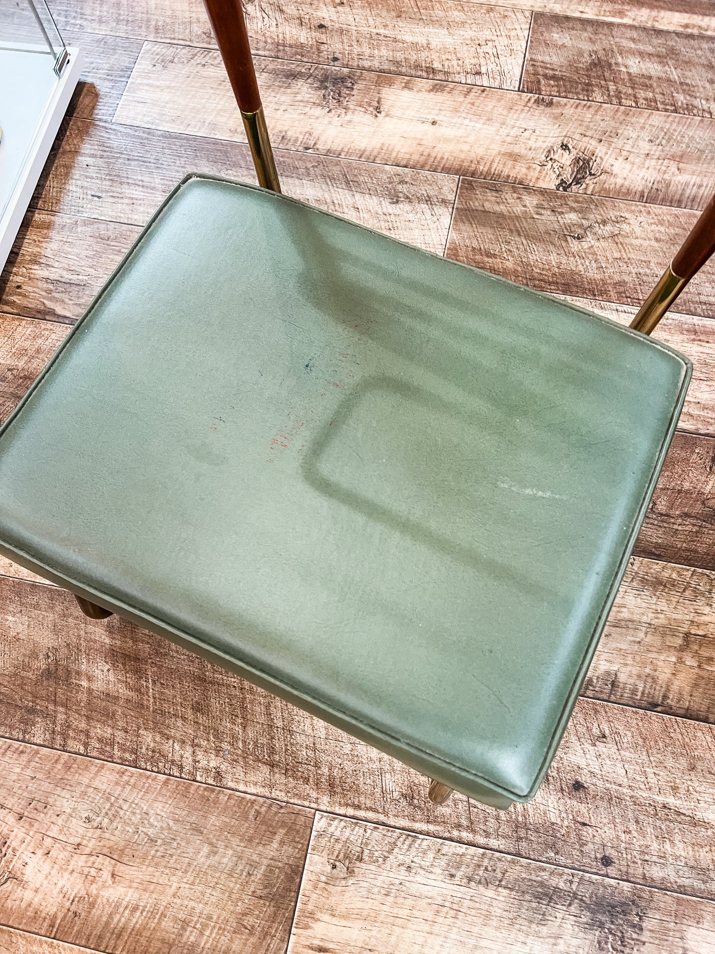 Gentleman’s Valet Chair