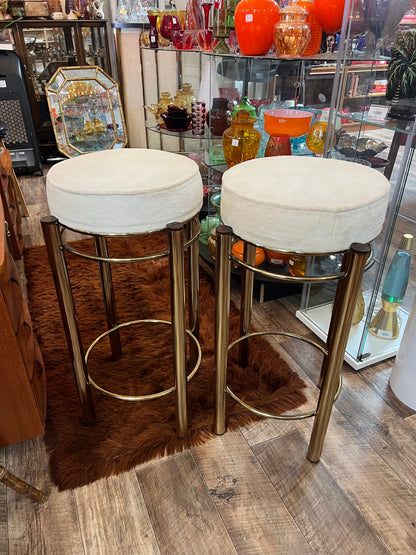 Pair of Vintage Brass Bar Stools with Cream Velvet Seats – Hollywood Regency Style