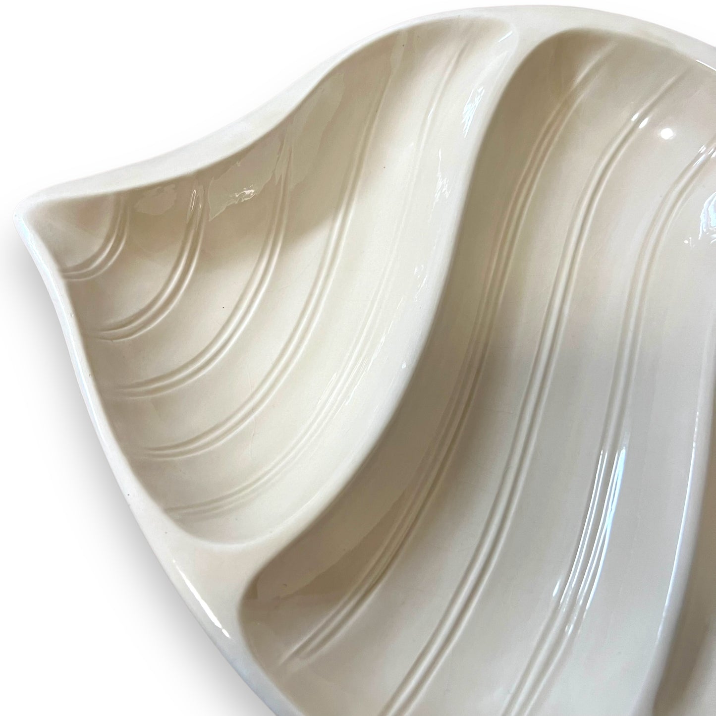 Beige Shell-Shaped Serving Platter