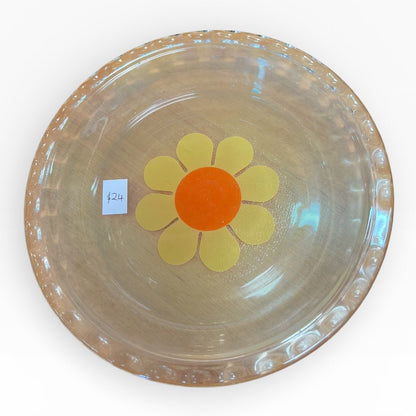 Agee Pyrex Daisy Flower Pie Dish