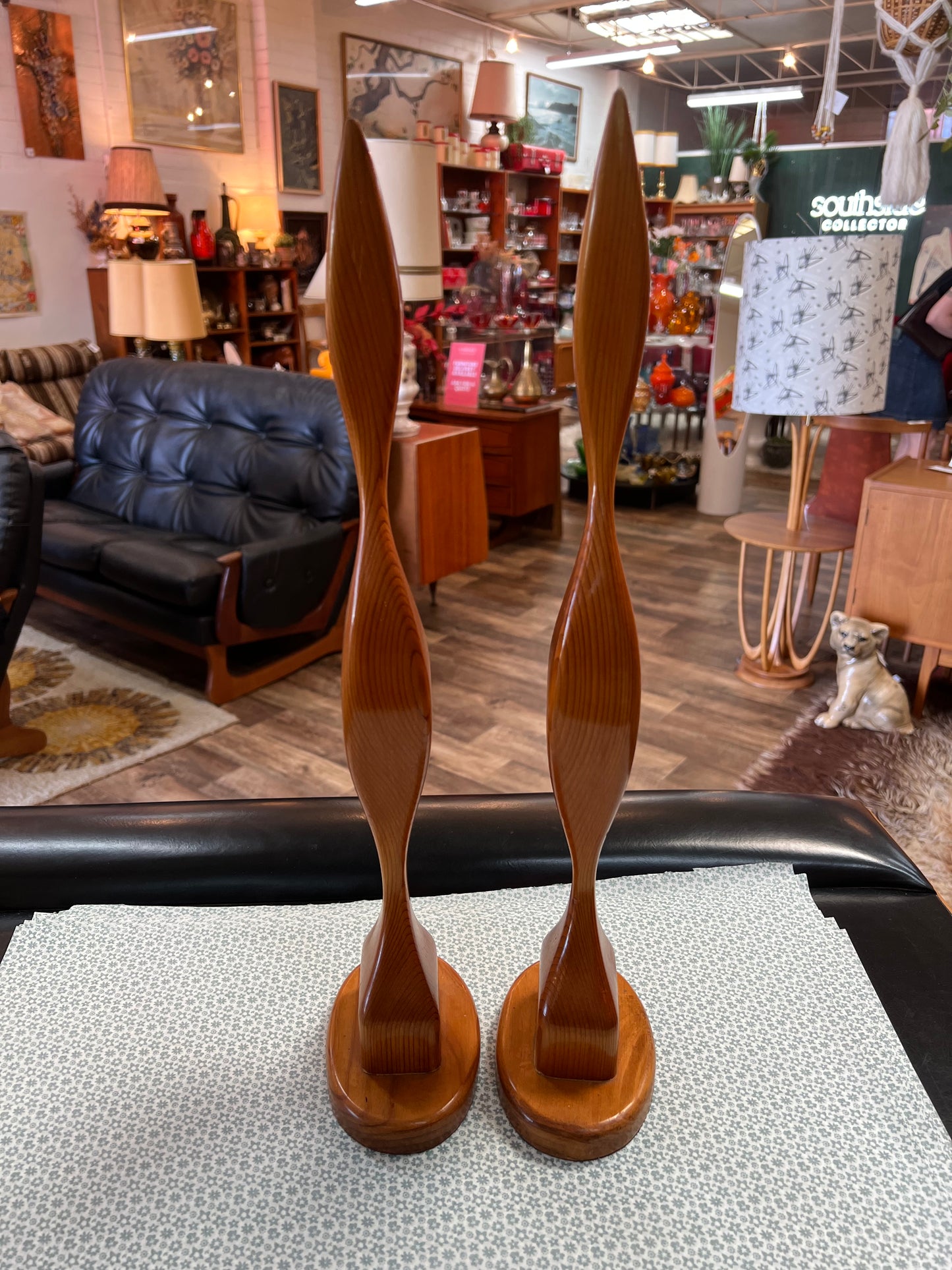 Sculptural Timber Bird Figures – Abstract Wooden Art Pair