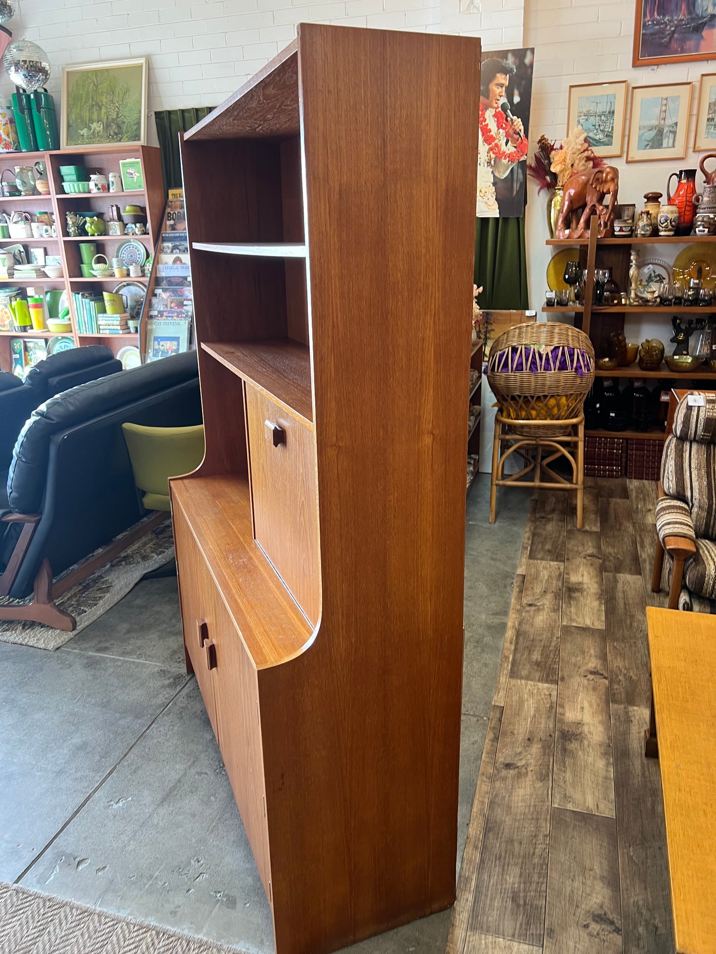 Display Cabinet with pull down Bar section