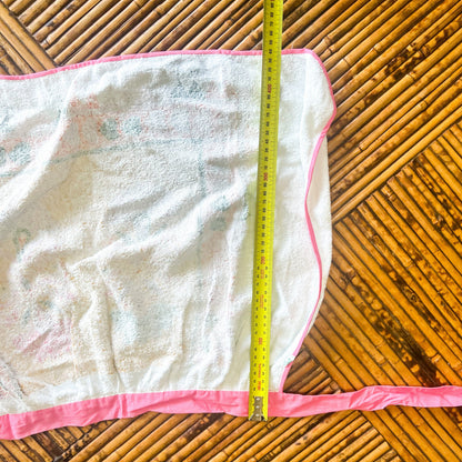 Retro pattern apron with pink tie strap