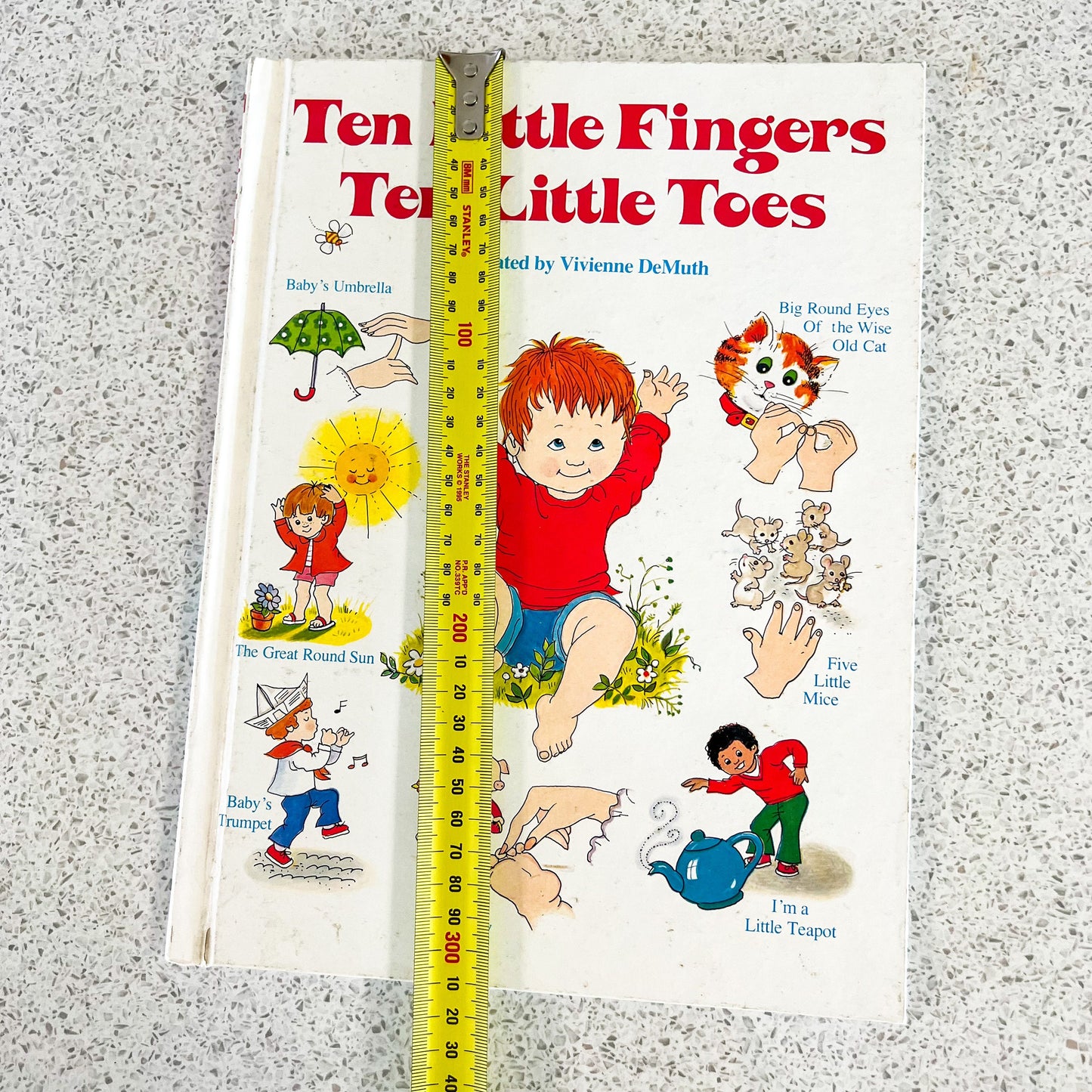 Ten Little Fingers Ten Little Toes illustrated by Vivienne DeMuth Childrens Book 1979