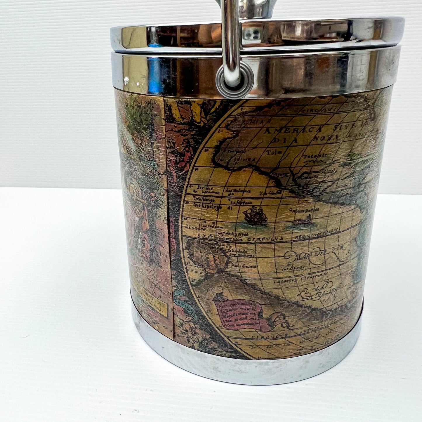 Map pattern ice bucket