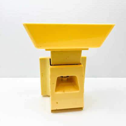 Retro yellow plastic kitchen scales - Made in Hong Kong