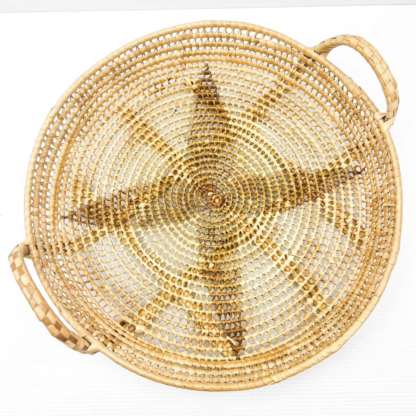 Woven Seagrass round tray with two handles