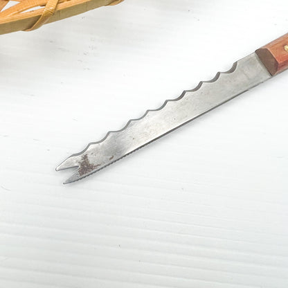 Cane cheese plate with cheese tile and knife