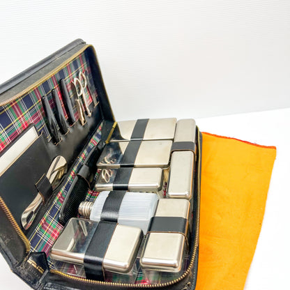 Men’s travel bathroom leather case and accessories set