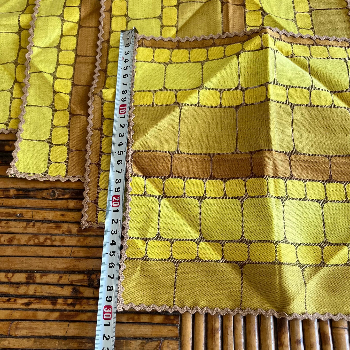 Set of 4 yellow and brown retro fabric napkins