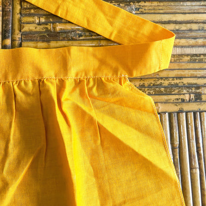 Retro yellow and white lace tie back half apron