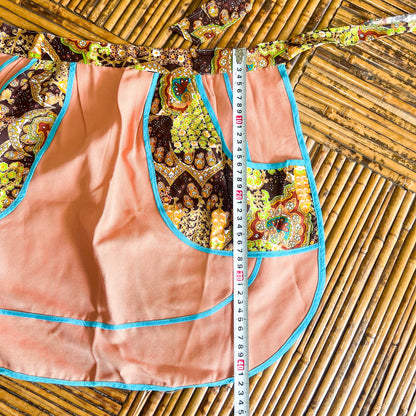 Retro patterned tie back half apron