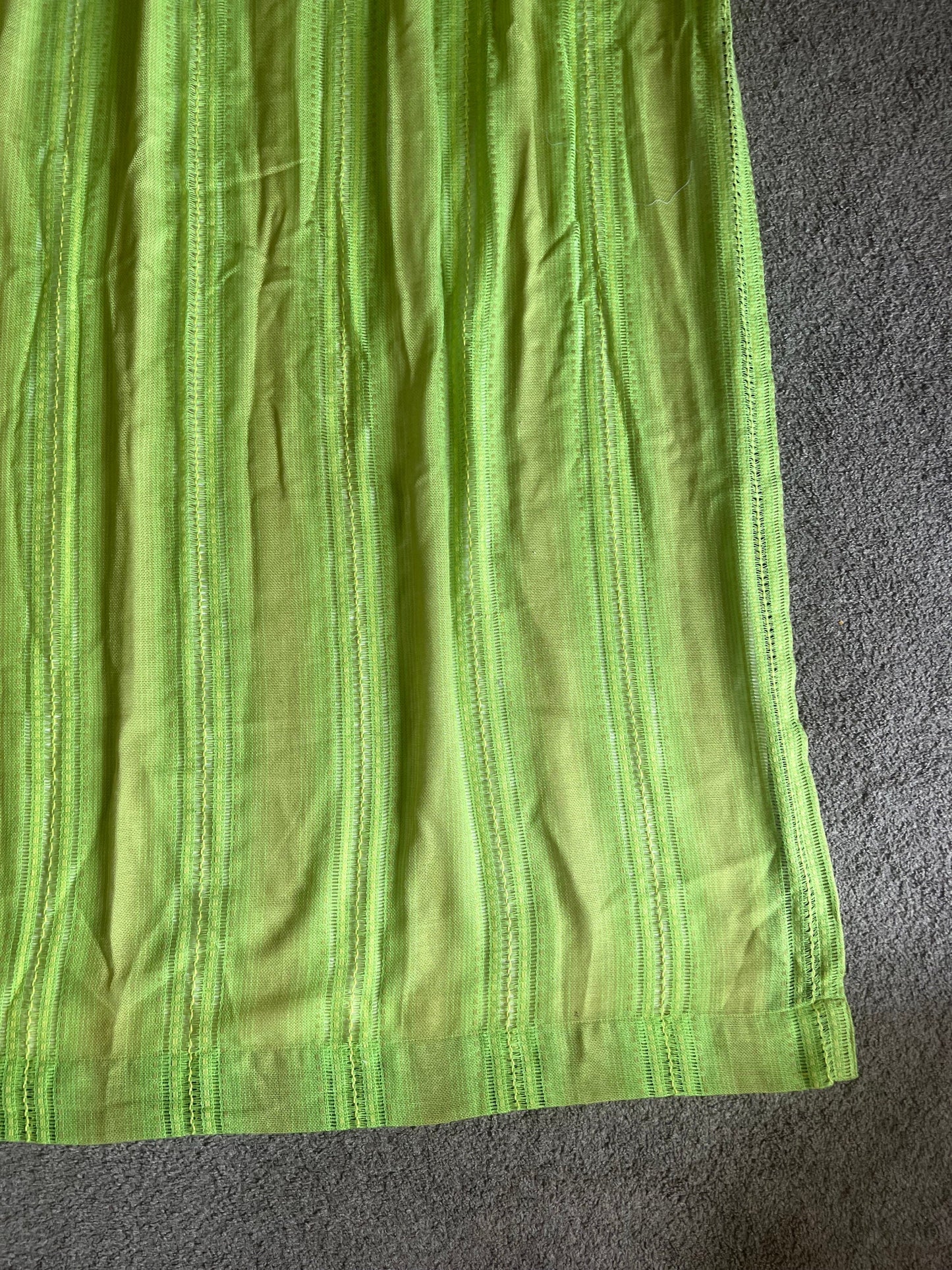 Retro Green Curtain 190cm long x 138cm wide