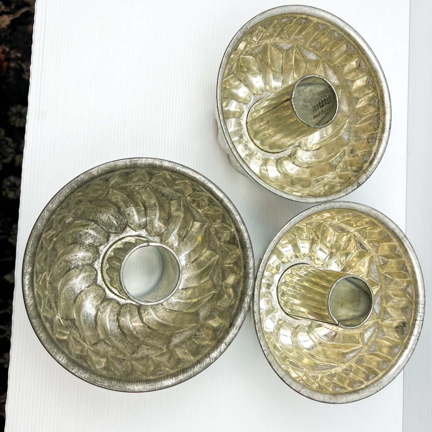 Vintage Kaiser West Germany bundt single metal cake pan/mold, 1950's