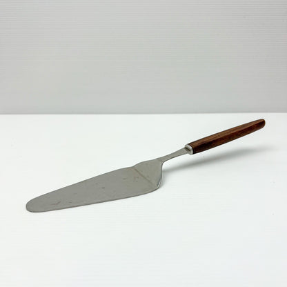 Wooden handle stainless steel cake server utensil - Made in Japan