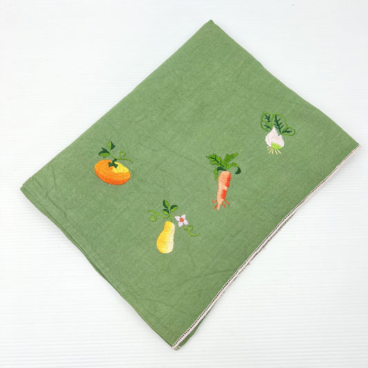 Tea Towel with embroided vegetables